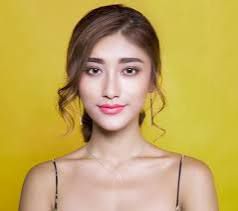 Jessica Mira pfp