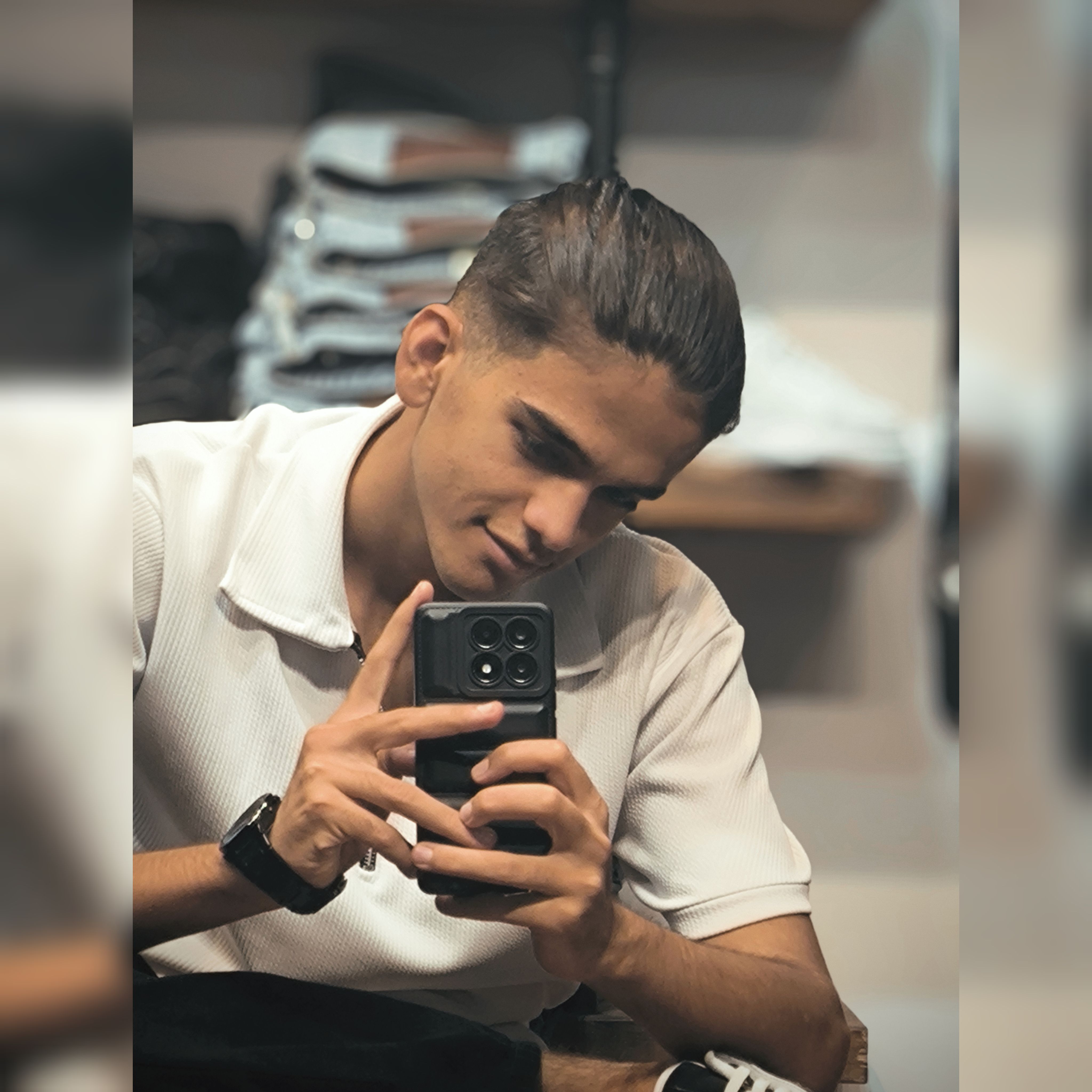 Alexis pfp