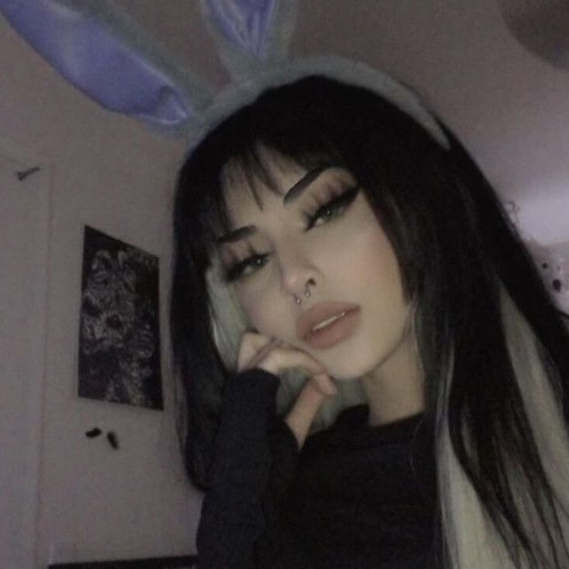 nazi (nazanin91829) Farcaster social identity (Fname handle) PFP