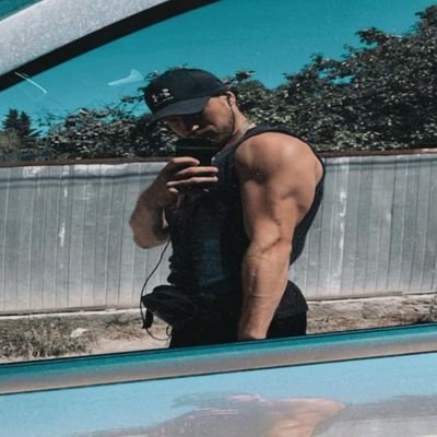 UYPFlo pfp