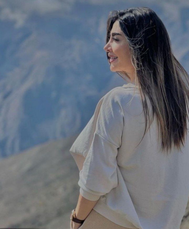 Parisa (parisa104) Farcaster social identity (Fname handle) PFP