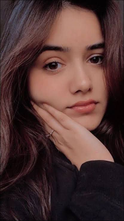 Evana's Farcaster avatar