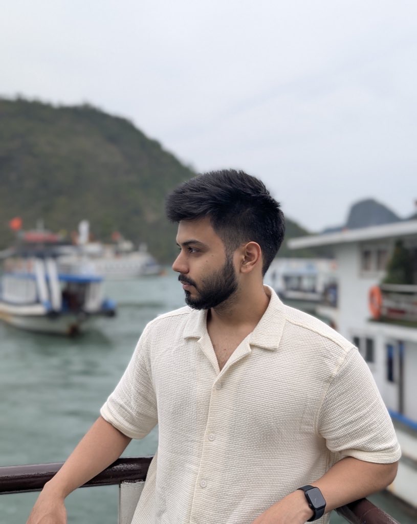 Daksh (dakshpixelup) Farcaster social identity (Fname handle) PFP