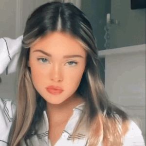 Lettice pfp