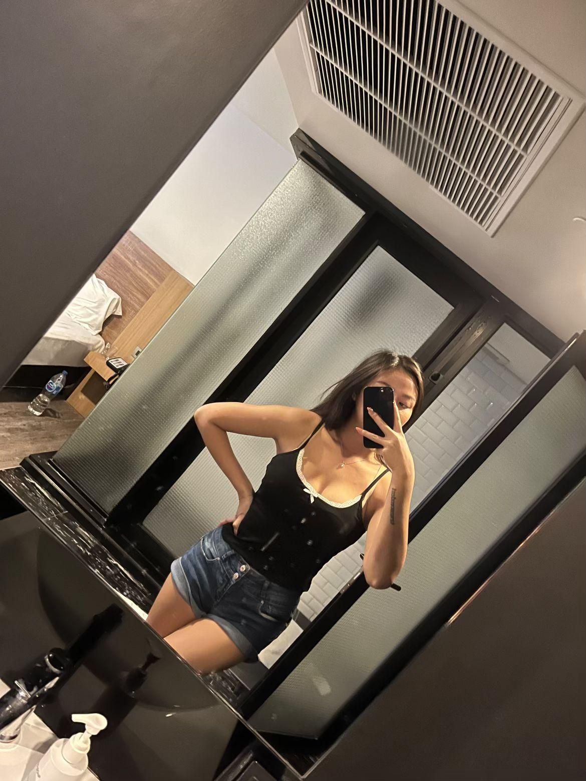 Yeiris pfp