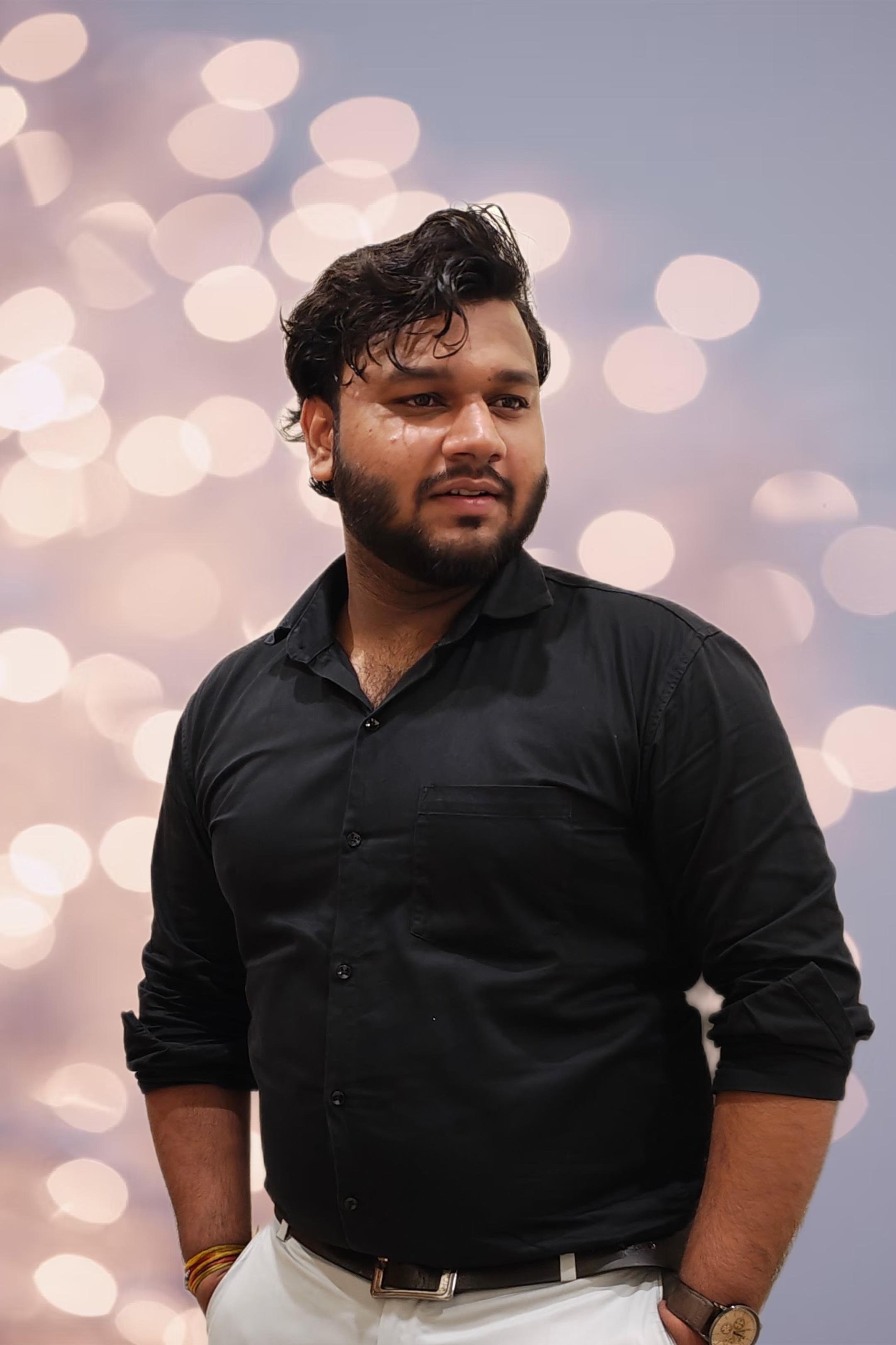 Vaishnav Gupta pfp