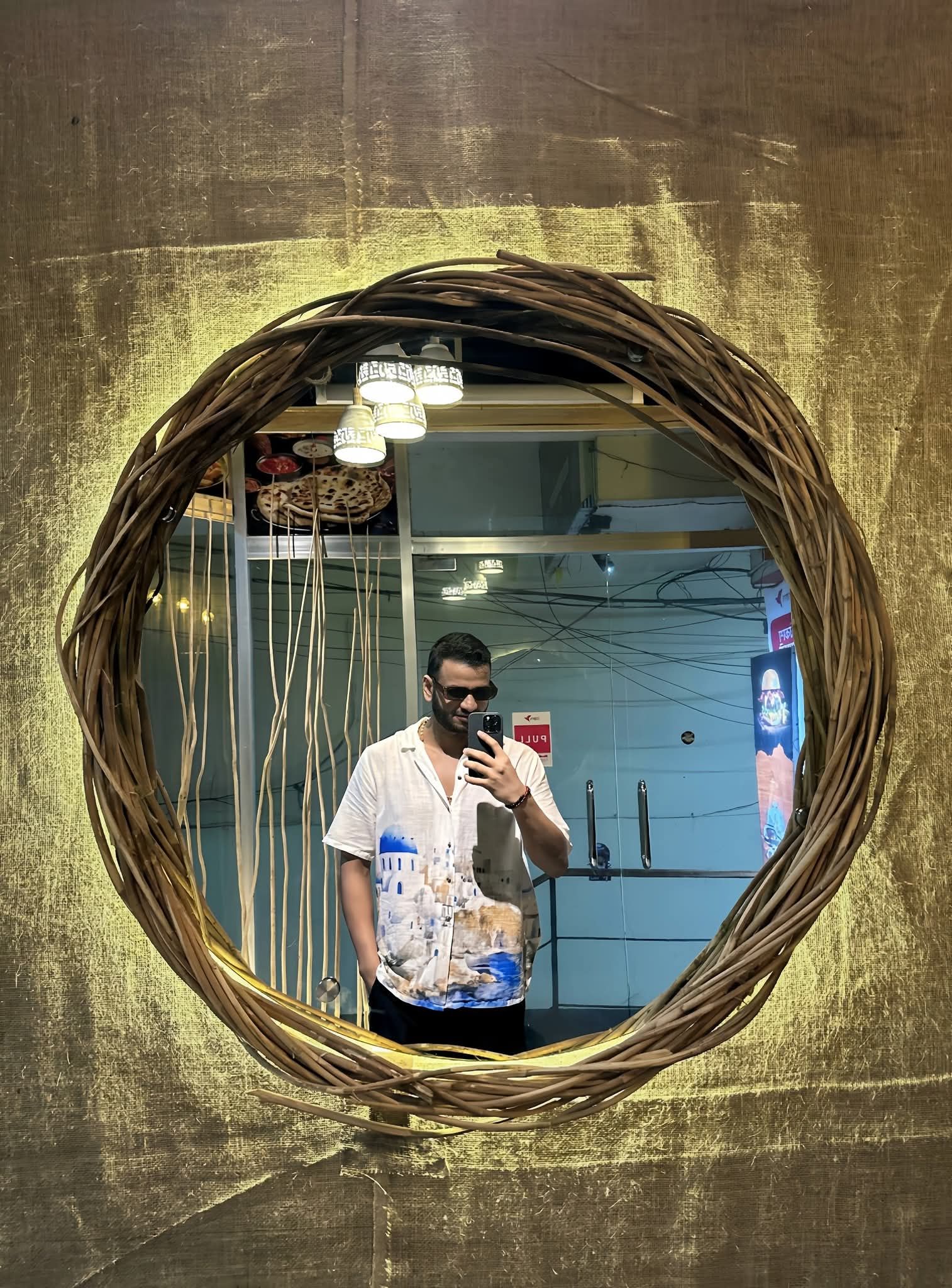 Mynul pfp