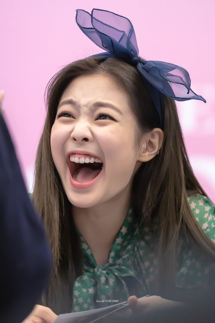 JANNIE pfp